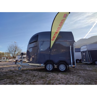 Trailer Trasporto cavalli Boeckmann Comfort in Vetroresina  due posti