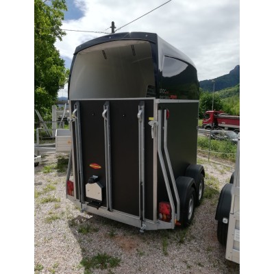 Trailer trasporto cavalli un posto Boeckmann Uno Esprit Silver + Black