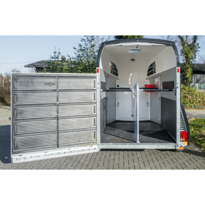 Trailer trasporto cavalli due posti in alluminio Boeckmann Champion R con Selleria inglese