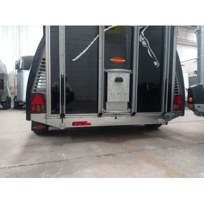 Trailer Trasporto cavalli Boeckmann Comfort in Vetroresina  due posti