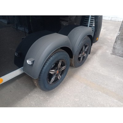 Trailer Trasporto cavalli Boeckmann Comfort in Vetroresina  due posti