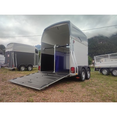 Trailer trasporto cavalli due posti in alluminio Boeckmann Champion Esprit Silver + Black