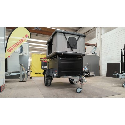 Carrello rimorchio auto fuoristrada 4X4 con tenda sul coperchio