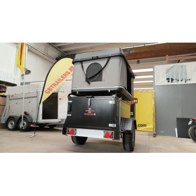 Carrello rimorchio auto fuoristrada 4X4 con tenda sul coperchio